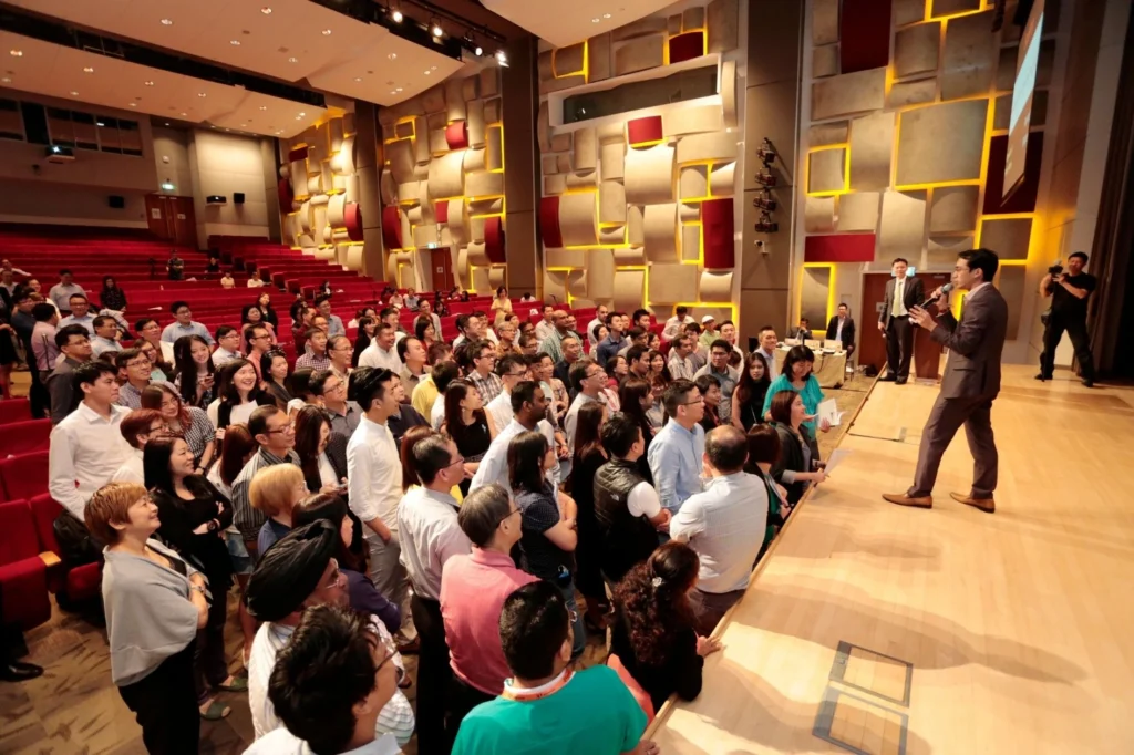 Practical, Solution-Focused Change Management Training for Employees